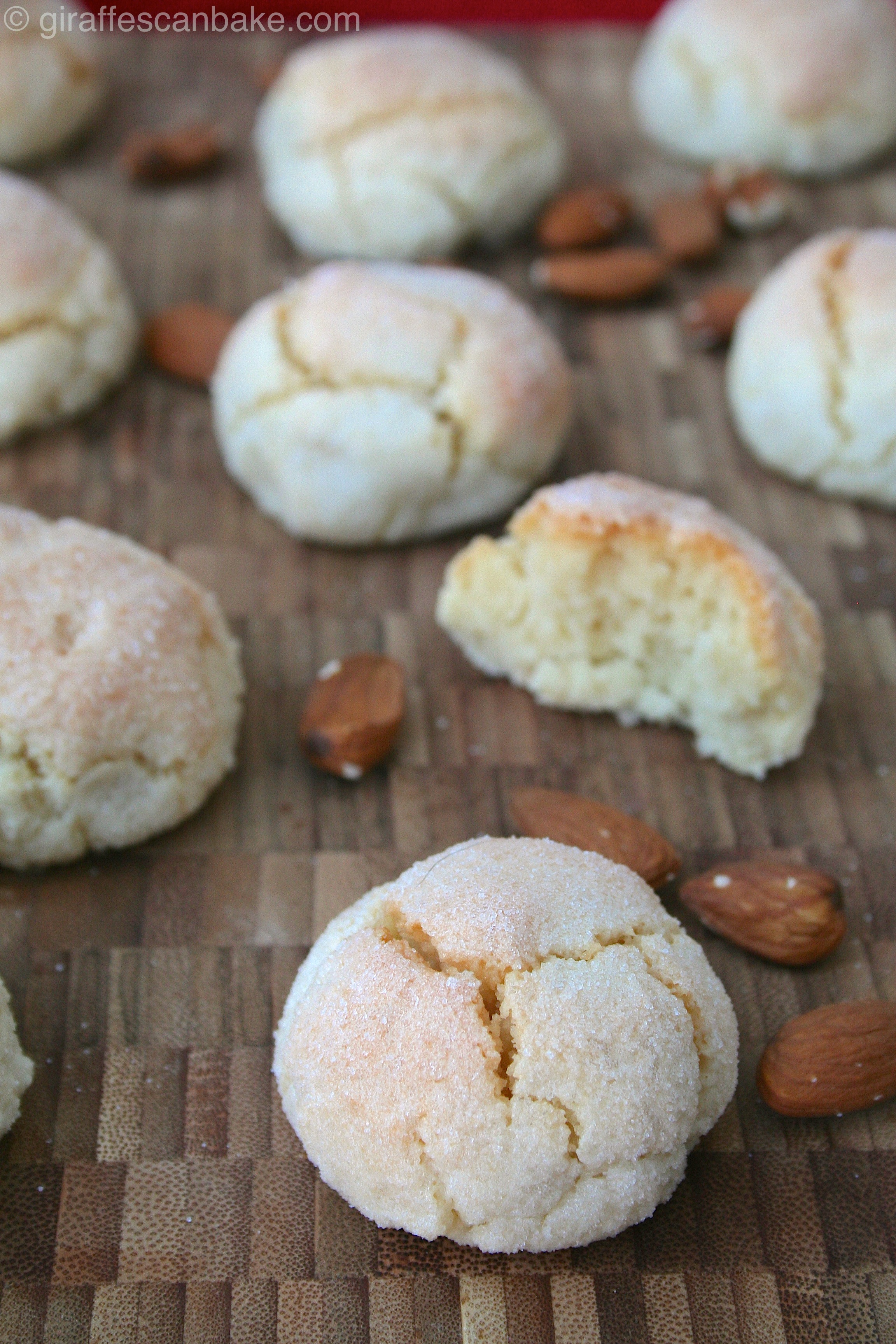 Amaretti Cookies - A Tipsy Giraffe